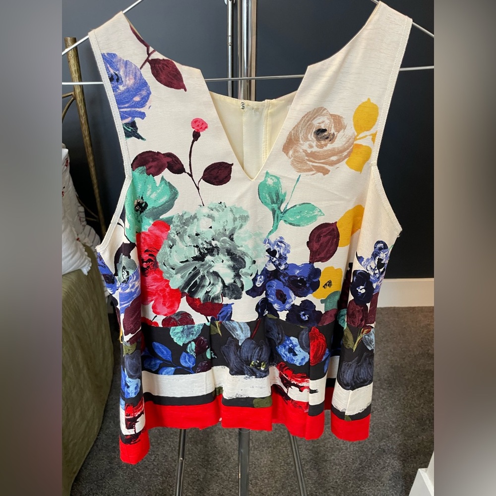 Beautiful Multi Color Floral Top